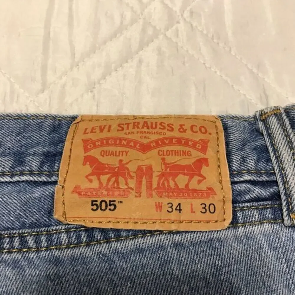 Levis Classic 505‎ well worn faded blue jeans 34X30